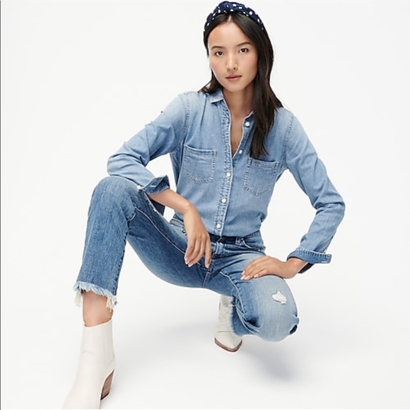 J. Crew Tops - New J crew Everyday chambray shirt denim Size 4